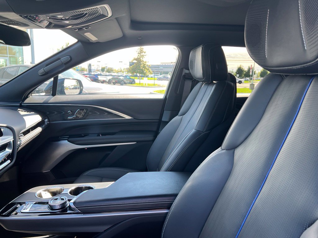 Certified 2024 Cadillac Lyriq Sport AWD/4WD image 19