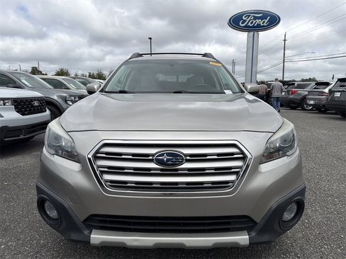 Used 2017 Subaru Outback 3.6R Limited w/ Popular Package #5 image 10