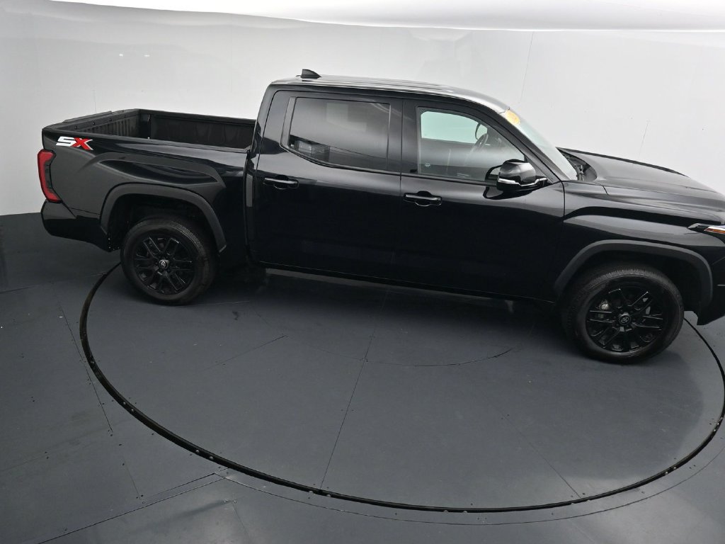 Used 2023 Toyota Tundra SR5 w/ SR5 Convenience Package AWD/4WD image 31