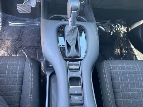 Used 2025 Honda HR-V LX image 21