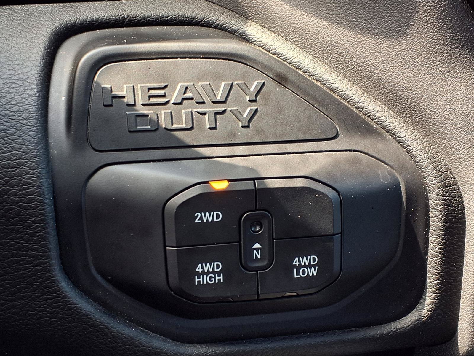 Used 2025 RAM 2500 Laramie AWD/4WD image 20