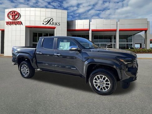 Certified 2025 Toyota Tacoma Limited image 1