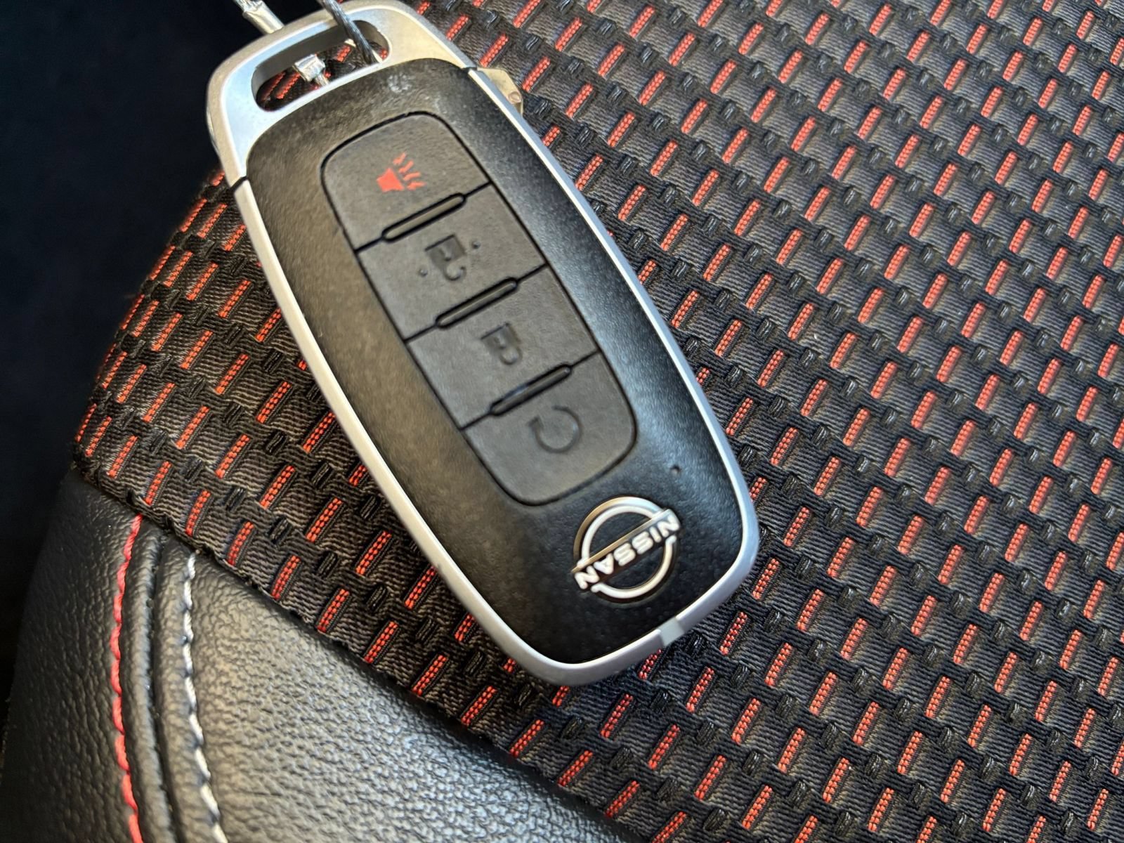 Used 2026 Nissan Kicks SR FWD image 22