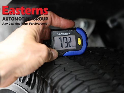 Used 2023 Jeep Wrangler Unlimited w/ 8.4" Radio Group AWD/4WD image 26