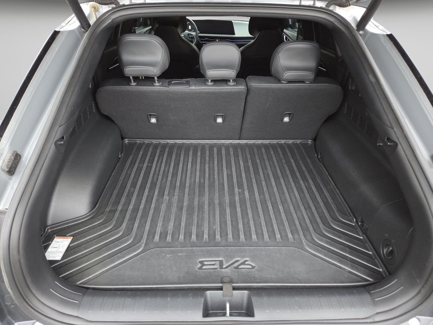Used 2023 Kia EV6 GT-Line w/ GT-Line White Seat Package AWD/4WD image 31