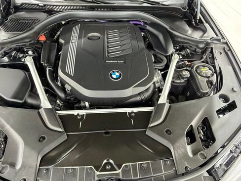 Certified 2023 BMW 540i xDrive w/ M Sport Package AWD/4WD image 42
