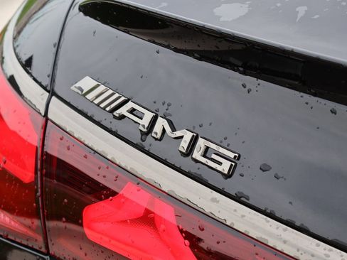 New 2026 Mercedes-Benz E 53 AMG e 4MATIC Sedan image 9