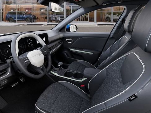 New 2025 Kia K4 GT-Line image 19