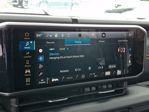 Used 2024 Jeep Wrangler Sahara w/ Safety Group image 17