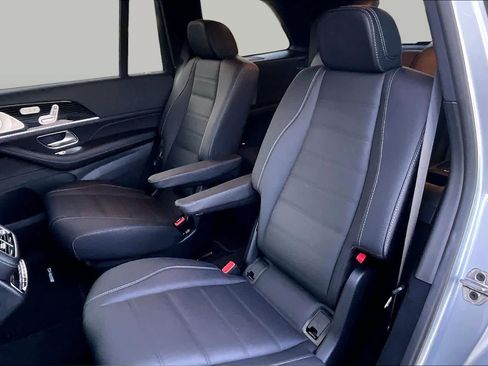 Used 2026 Mercedes-Benz GLS 450 4MATIC image 37
