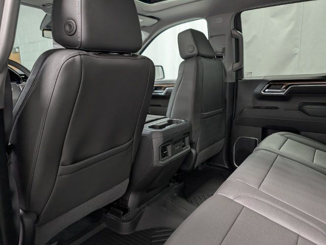 New 2026 Chevrolet Silverado 1500 LT Trail Boss w/ LT Trail Boss Premium Package AWD/4WD image 16
