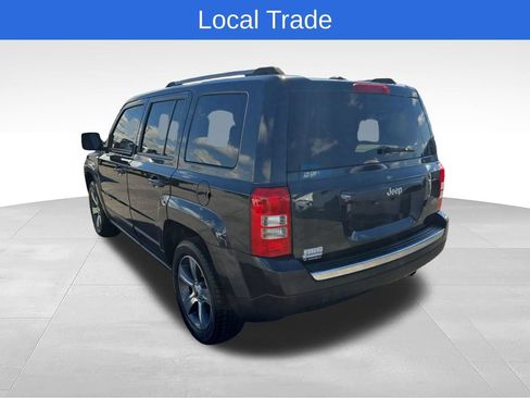 Used 2016 Jeep Patriot High Altitude FWD image 3