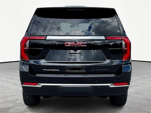 Certified 2025 GMC Yukon Elevation image 5