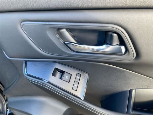 New 2026 Nissan Rogue SV image 26