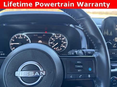 Used 2024 Nissan Pathfinder SL w/ Cargo Package image 14