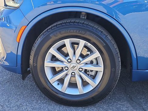 Used 2025 Dodge Durango GT RWD image 9