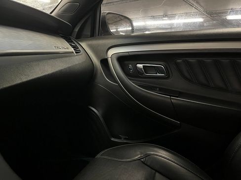 Used 2016 Ford Taurus SEL w/ Equipment Group 201A FWD image 28