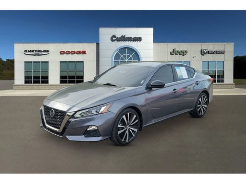 Used 2021 Nissan Altima 2.5 SR FWD image 7