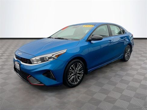 Used 2023 Kia Forte GT-Line image 3