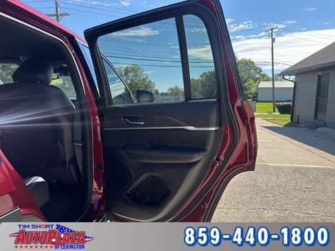 Used 2024 Jeep Grand Cherokee Limited image 66