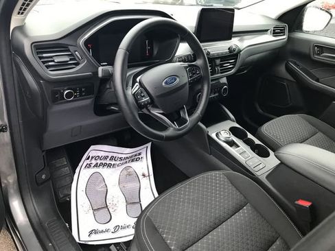 Used 2023 Ford Escape Active image 3