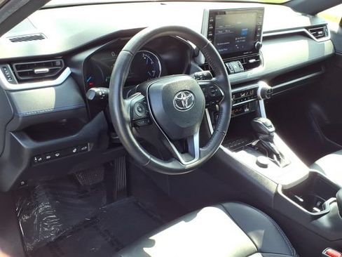 Certified 2022 Toyota RAV4 XSE w/ XSE Grade Weather Package AWD/4WD image 19