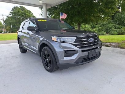 Certified 2022 Ford Explorer XLT w/ Class IV Trailer Tow Package