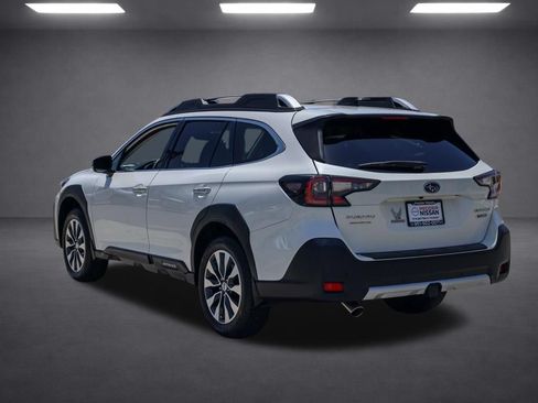 Used 2024 Subaru Outback Touring AWD/4WD image 6