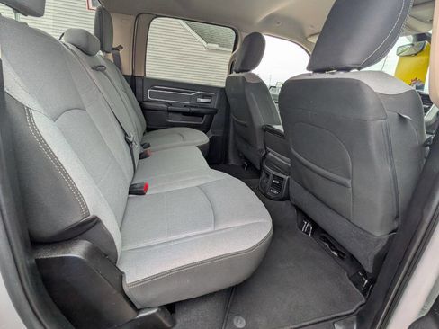 Used 2019 RAM 2500 Big Horn image 24