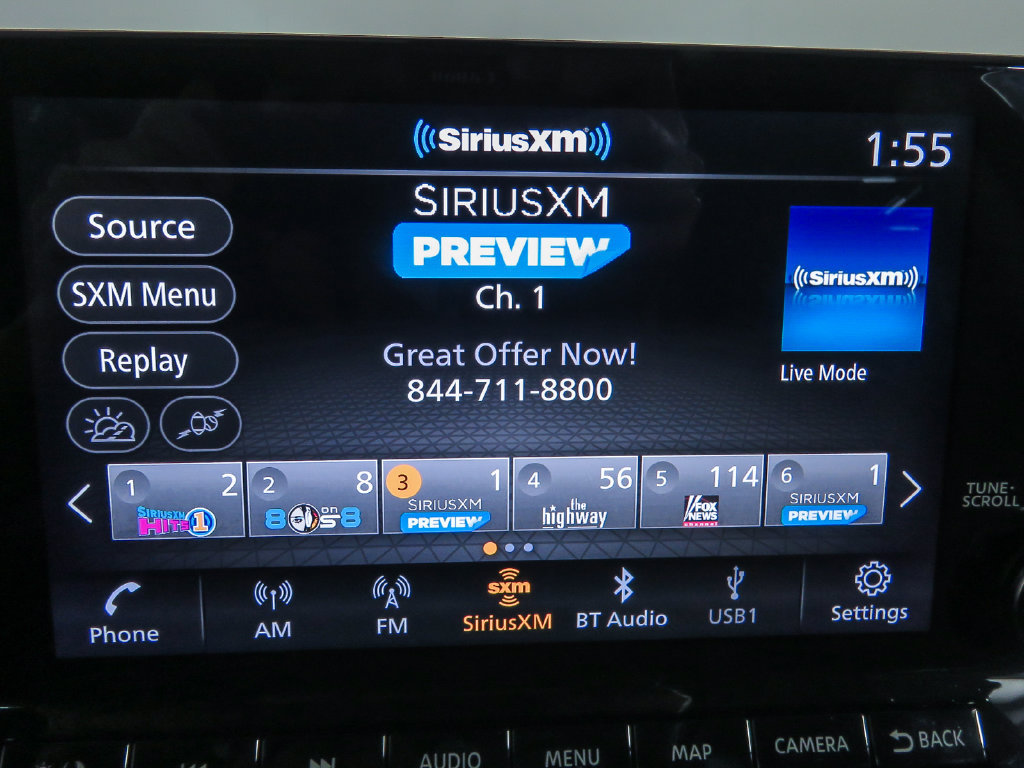 Used 2024 Nissan Pathfinder SL FWD image 12