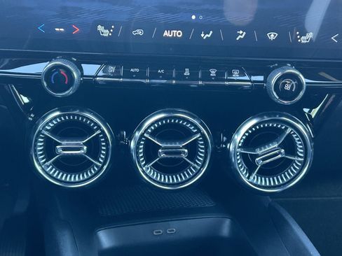 New 2026 Chevrolet Blazer EV LT w/ Super Cruise Package image 15