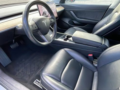 Used 2018 Tesla Model 3 Long Range image 14