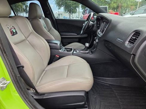 Used 2019 Dodge Charger Scat Pack RWD image 20