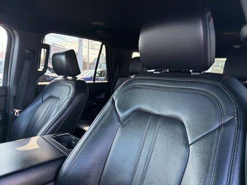 Used 2019 Ford Expedition Max Limited image 14