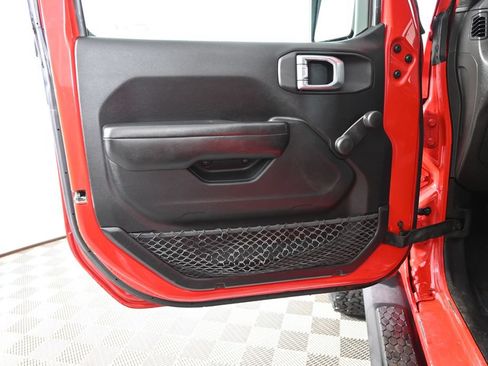 Used 2020 Jeep Wrangler Sport AWD/4WD image 18