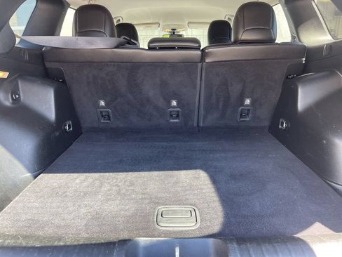 Used 2019 Jeep Cherokee Limited AWD/4WD image 22