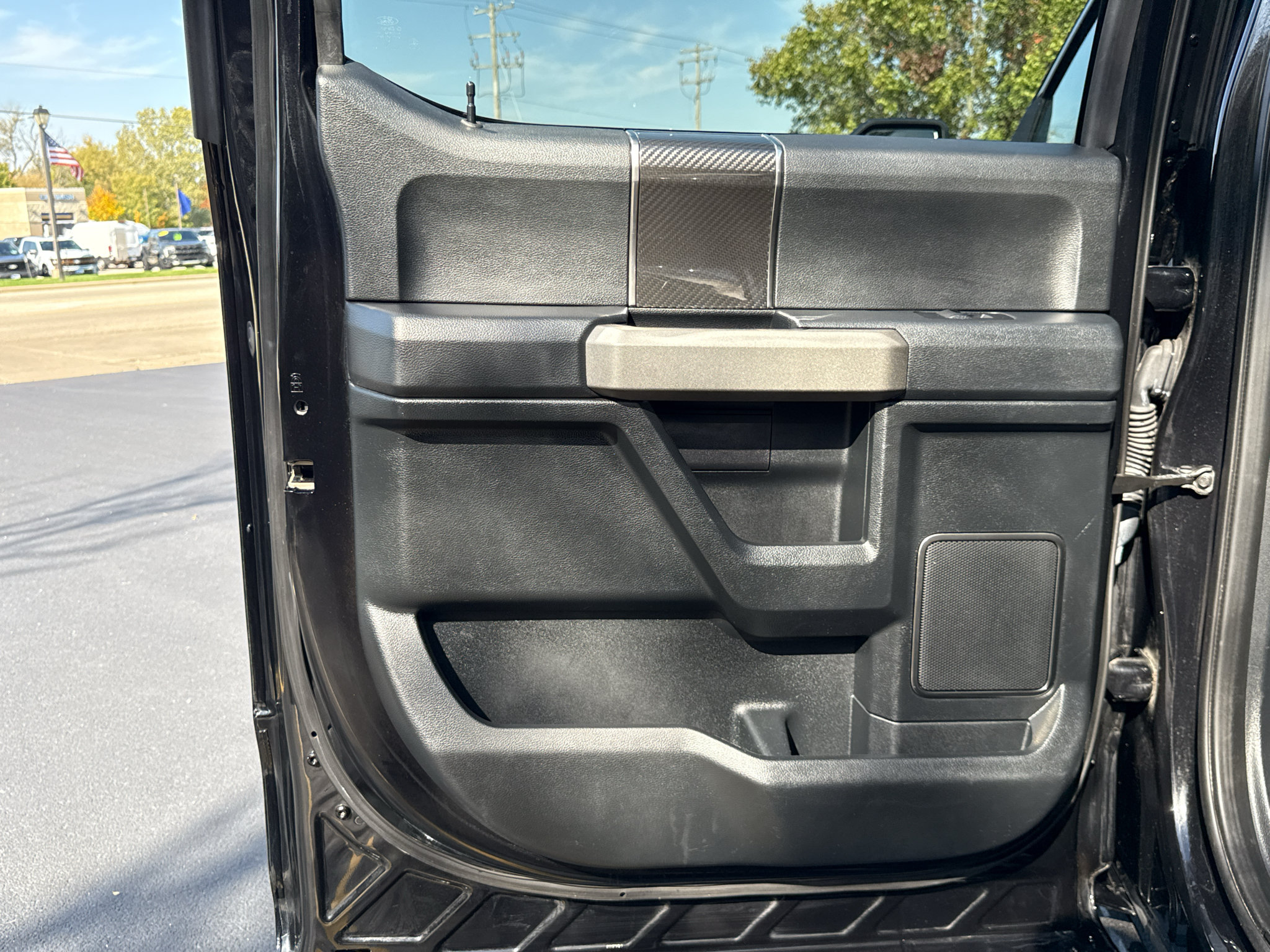 Used 2019 Ford F150 Raptor w/ Equipment Group 802A Luxury AWD/4WD image 27