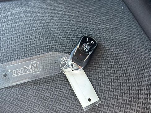 Used 2025 Buick Encore GX Preferred FWD image 29
