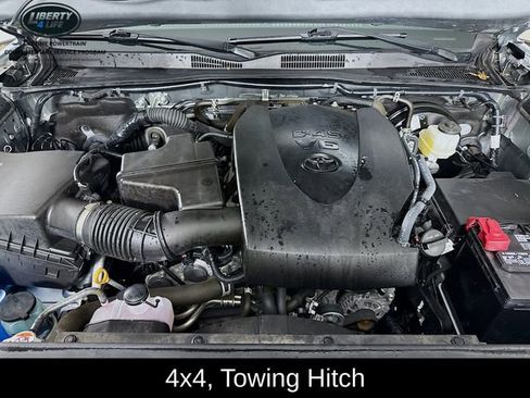 Used 2023 Toyota Tacoma SR image 27