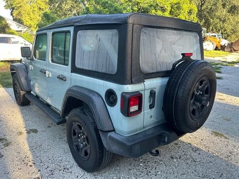 Used 2023 Jeep Wrangler Unlimited Sport AWD/4WD image 3