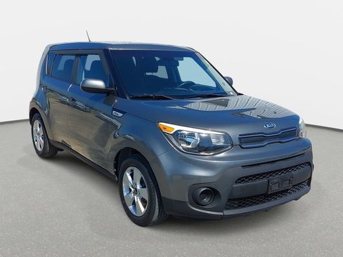 Used 2019 Kia Soul w/ Convenience Package FWD image 3
