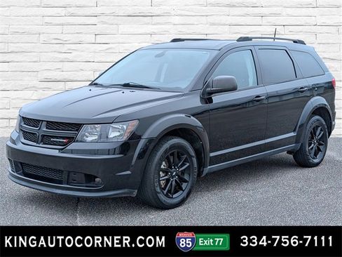Used 2020 Dodge Journey SE w/ Blacktop Package image 1