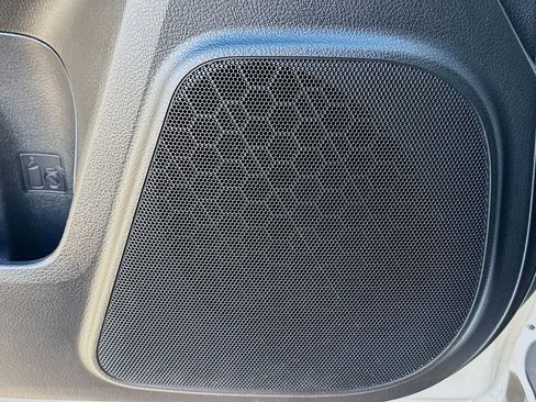 Used 2019 Toyota 4Runner TRD Off-Road image 22