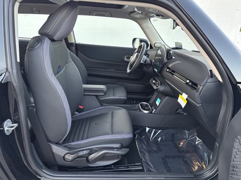 New 2026 MINI Cooper 2-Door Hardtop image 9