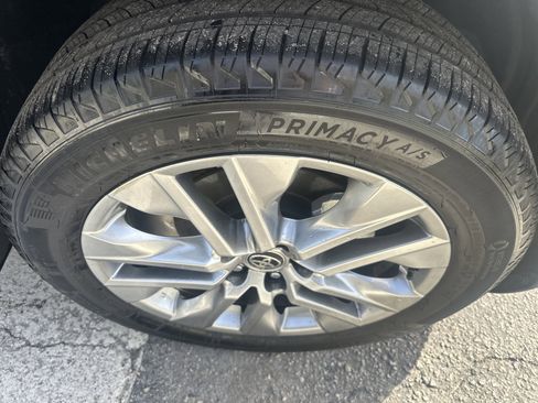 Used 2025 Toyota RAV4 Limited w/ Advanced Technology Package image 6