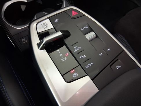 New 2026 BMW X1 M35i w/ Technology Package AWD/4WD image 18