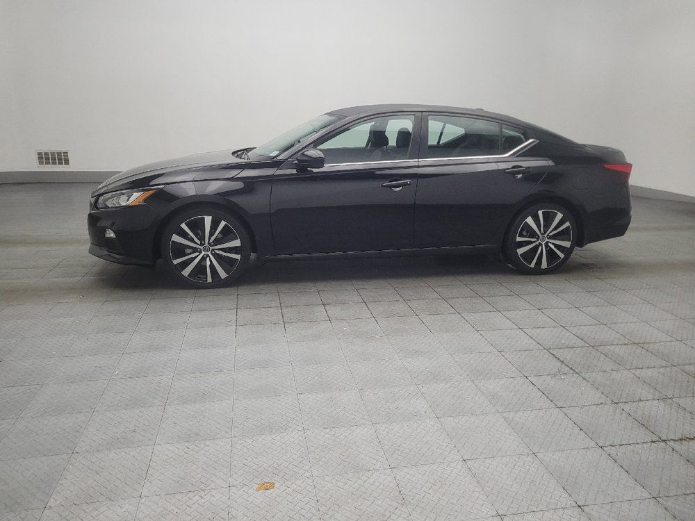 Used 2022 Nissan Altima 2.5 SR FWD image 2