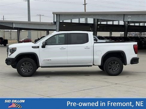 Used 2024 GMC Sierra 1500 AT4X AWD/4WD image 8