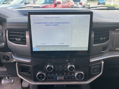 Used 2022 Ford Expedition XLT RWD image 21