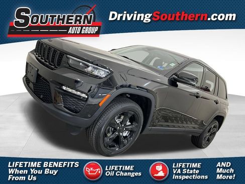 Used 2023 Jeep Grand Cherokee Limited w/ Luxury Tech Group II AWD/4WD image 1
